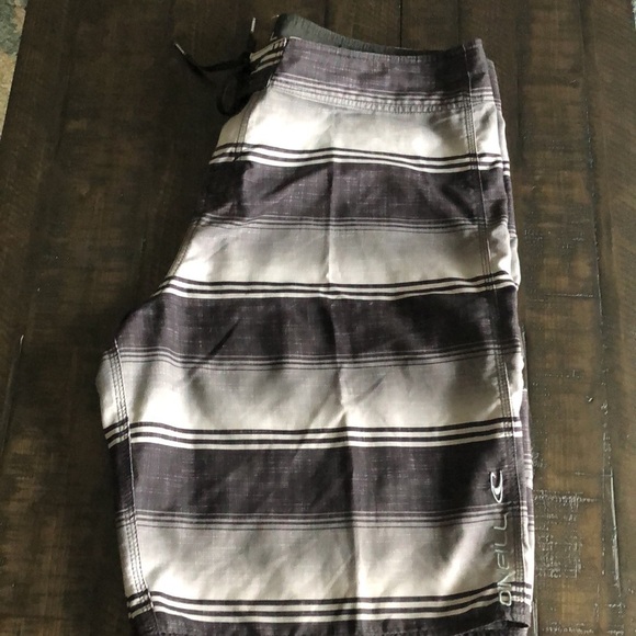 O’Neill Men’s Board Shorts Size 40 Swim Trunks Gray Black Stripes Pocket Beach - Picture 9 of 15